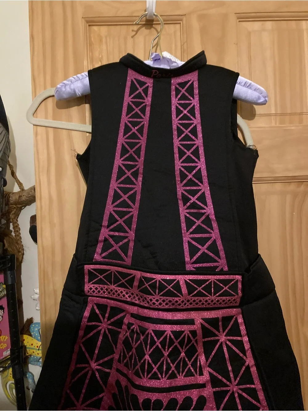 Wishcraft kids Eiffel Tower costume